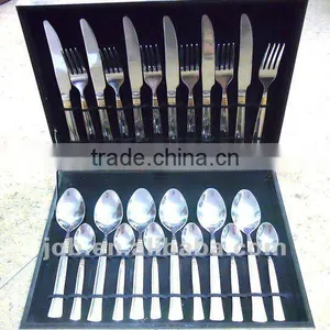 24 Pcs Stainless Steel Flatware Set With Wooden Box Package thumbnail-1