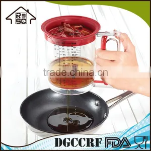 Reliable Company Grease Gravy Separator Plastic, Fat Gravy Separator 4 Cup, Oil Gravy Separator Kitchen thumbnail-4