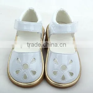 Hot Selling Skidproof Petal Squeaky Toddler Music Notes Shoes thumbnail-5