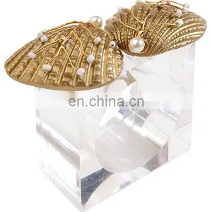 Glass Base Sand Dollar Napkin Ring thumbnail-1