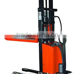 Popular Semi Electric Stacker SPM1016/25/30 thumbnail-1