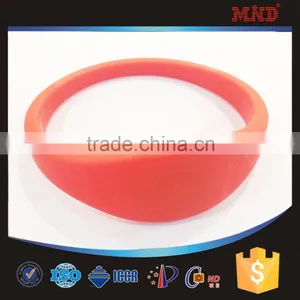 MDW302 Cheap Factory Custom Printed Silicone RFID Wristband / RFID Silicone Wristband thumbnail-1
