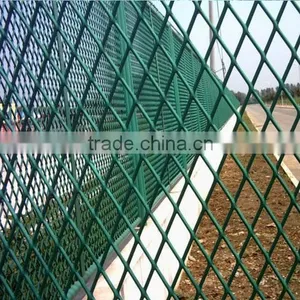 Expanded Mesh Fence thumbnail-1