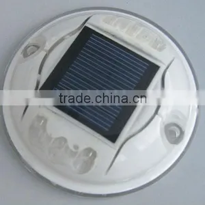 Round Reflective LED Solar Road Stud thumbnail-1