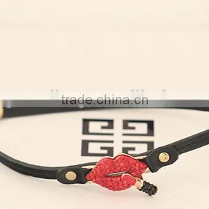 Exaggerated Fashion Red Mouth Lip Leather Gift Personality Charm Bracelet fo Lady thumbnail-3