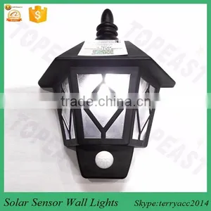 Quality Solar Powered LED Night Light With Motion Activated Sensor Weatherproof for Outdoor Fence thumbnail-2