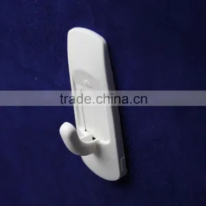 Strong Hold Plastic Adhesive Door Hooks thumbnail-1