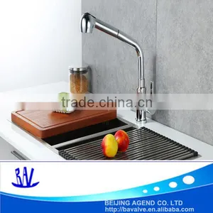 Fashion Style One Handle Brushed Nickel Kitchen Faucet thumbnail-1