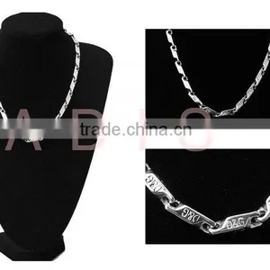 Chain Necklace thumbnail-1