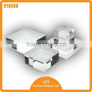 Hongkong Supplier 3 Steps Clear Round Acrylic Makeup Products Display Riser thumbnail-2