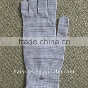 Conductive Mittens for TENS thumbnail-1