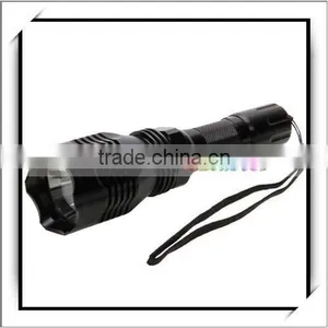 5 Modes 5W 900 Lumen LED Flashlight Torch thumbnail-2