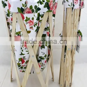 Houseware Foldable Natural Wooden Frame Canvas Laundry Bag thumbnail-1