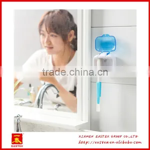Hanging Design Ultraviolet Toothbrush Disinfection Device thumbnail-3