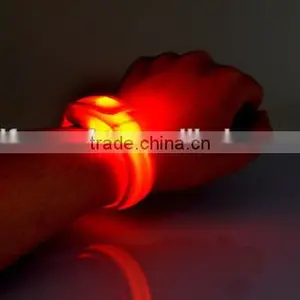 Cool Stylish Flashing LED Light Wrist Band Glow Armband Night Fun Wrist Strap thumbnail-5