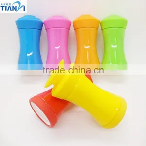 2014 Newest Design Ceramic Spice Jar With Silicone Lid Salt&paper Spice Shaker Bottle thumbnail-1