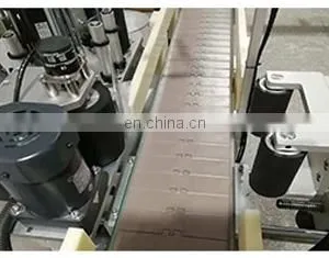 Low Price Automatic Adhesive Sticker Round Bottle Labeling Machine thumbnail-3