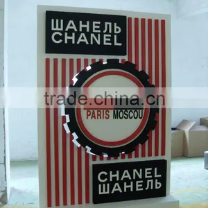 Window Display thumbnail-1