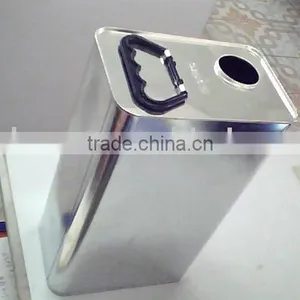 Square Chemical Can With Plastic Handle thumbnail-1