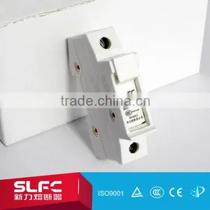 RT18-32 Type Fuse Base thumbnail-1