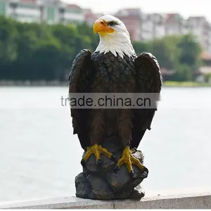Wholesale Home Decor High Quality Fiberglass Eagle Animal Resin Sculptures thumbnail-1