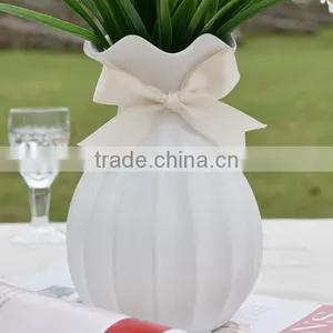 Creative Ceramic Flower Vase,Decorative Table Top Centerpiece - Exquisite Home Decor Gifts thumbnail-4