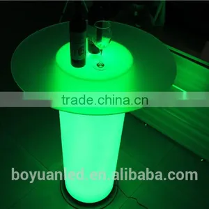 Hots Sale Round Glass Top Center Rotating Dining Table With Led Light thumbnail-5