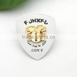 White PU Leather Sew on Patches With Gold Metal Plates Fashion Clothing Label for Jeans/jacket PLB-020 thumbnail-2