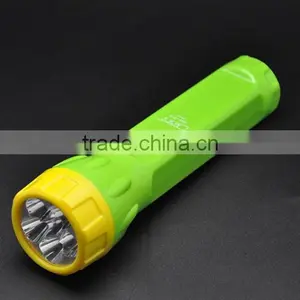 High Quality Led Solar Rechageable Flashlight thumbnail-1