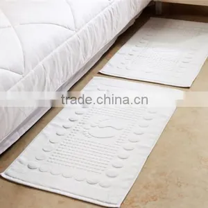 Custom Embroidery Logo White Floor Towel Cotton Wholesale Hotel Bath Mat thumbnail-5