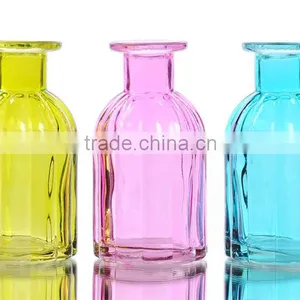 Cute RibbedTransparent Colored Glass Vase thumbnail-1