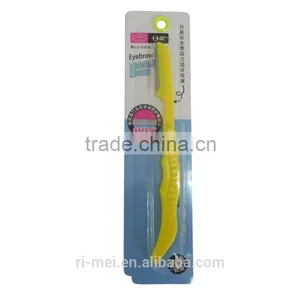 Plastic Eyebrow Shaper thumbnail-6