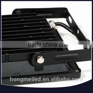 Low Price Design 20w Led Flood Light Waterproof thumbnail-3
