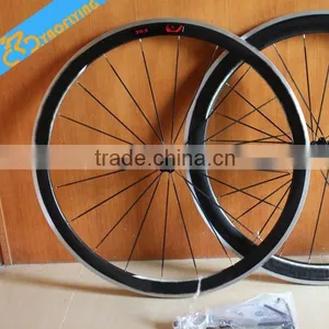 700C Chinese High Profile Carbon Wheels,super Light Bike Carbon Wheels Novatec Hub 20H/24H UD Glossy. thumbnail-3