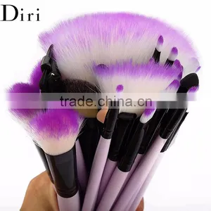 Wooden Handle Art Paint Brush Set With Leather Holder thumbnail-3