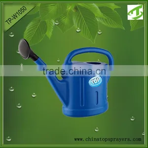 5L 8L Lawn Garden Plastic Sprinkler thumbnail-1