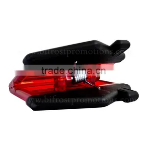 House Shaped Magnetic Paper Clip Holder thumbnail-2