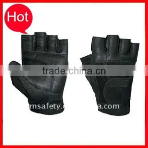 Custom Leather Weight Lifting Glove thumbnail-1