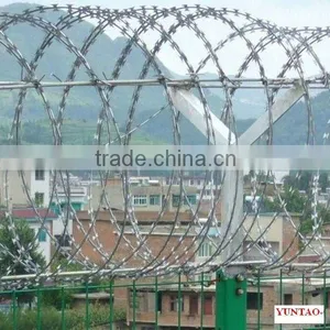 Razor Barbed Wire BTO-22 With Clips for Fence Top thumbnail-1