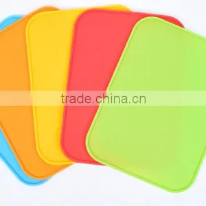 Candy Color Multifunction Rectangular Table Mat Waterproof Silicone Mat thumbnail-6