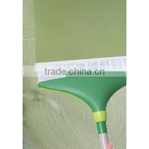 Greenwell 1 China Wholesale Silicone Long Handled Window Cleaning Brush thumbnail-5