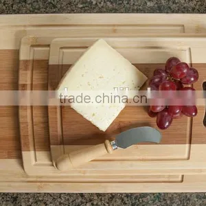 3-Piece Bamboo Cutting Board Set With Juice Groove and Handle thumbnail-1