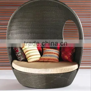 Wicker Patio Set/Rattan Day Bed With Cushions/Garden Daybed (BF10-R65) thumbnail-1
