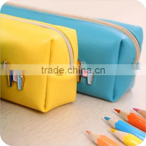 China Wholesale Low Price Custom Printed Pencil Case for Teenagers thumbnail-4