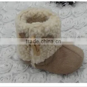 2016 Wholesale Bulk Order in China Soft Sale Baby Boots New Born Baby Shoes thumbnail-3