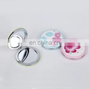 Wholesale Cheap Promotional Mini Plastic Folding Pocket Mirror thumbnail-1