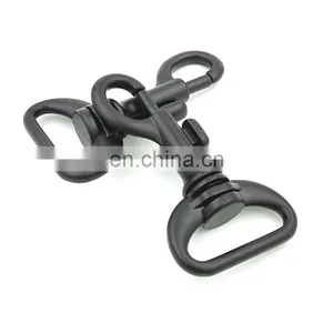 Wholesale Fashionable Cheap Pewter Zinc Alloy Metal Keychain thumbnail-2