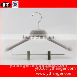 YY0507 Custom Logo Clips Apparel Velvet Hangers Garments Velvet Clothes Hanger thumbnail-6