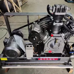 Saman W-0.6/8 Piston Type Air Compressor, With Stable Performance and High Gas Output Capacity thumbnail-1