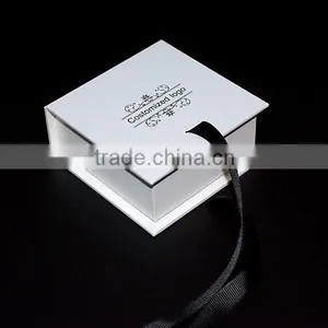 Luxury Custom High Gloss White Paper Cardboard Box Packaging for Candle thumbnail-4